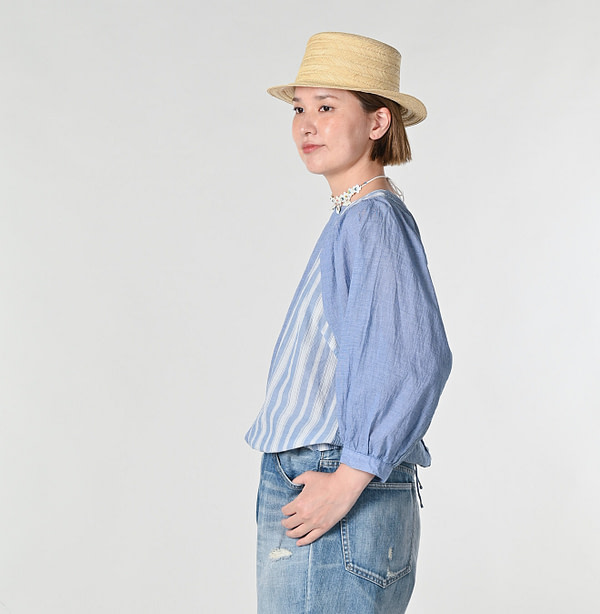 Ai Bleeze Khadi Mix Puff Blouse Female Model