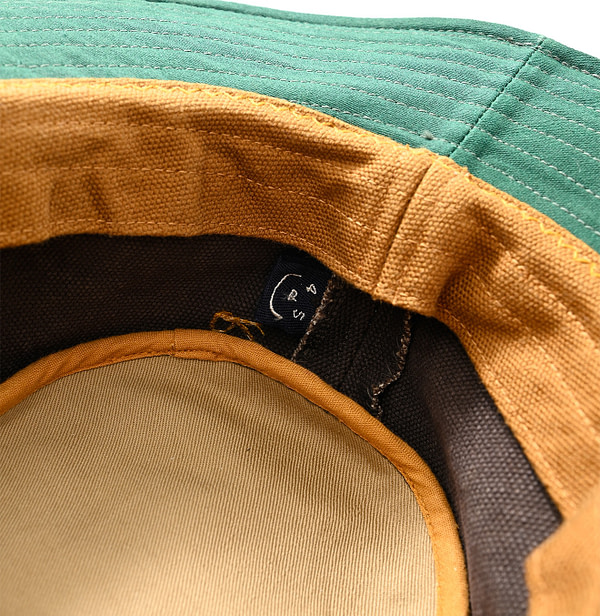 No. 4 Canvas Hat Dark Detail