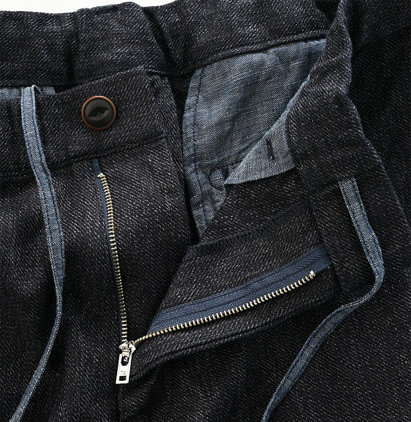 Indigo Yorimoku Kersey Easy Slacks MEN Detail