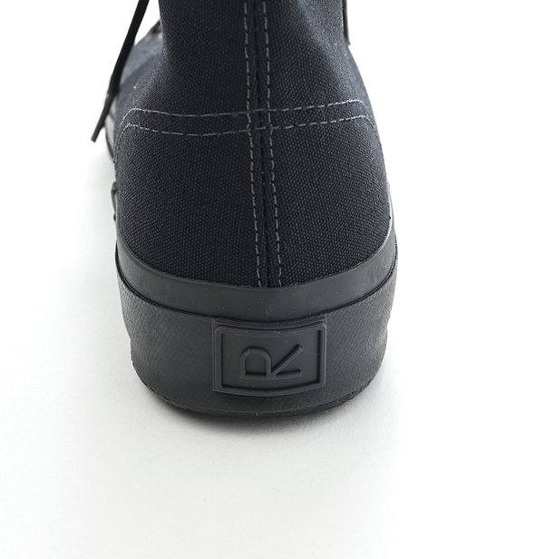 Indigo Duck High-cut Sneakers Detail