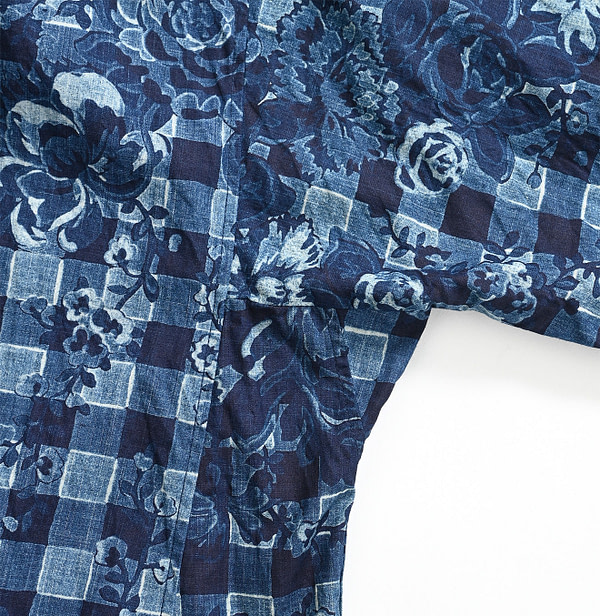 Indigo Flower Gingham Print Kushukushu Blouse Detail