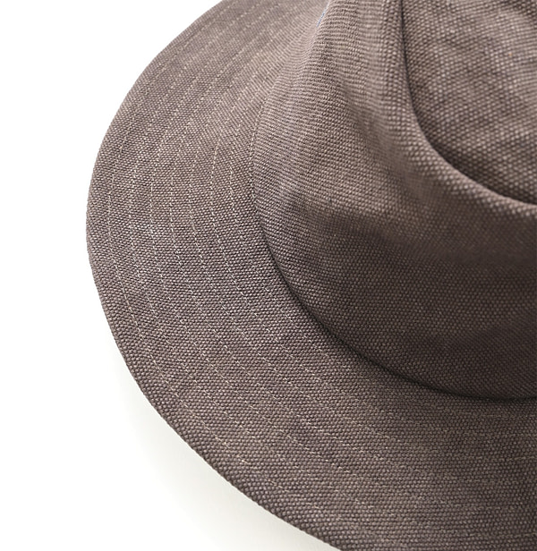 No. 4 Canvas Hat Dark Detail