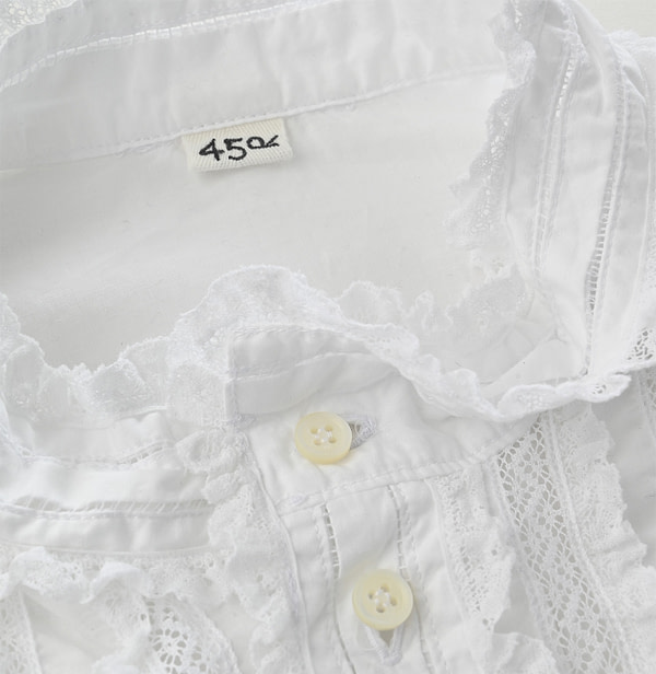 Supima Organic Baptiste Lace Blouse Detail