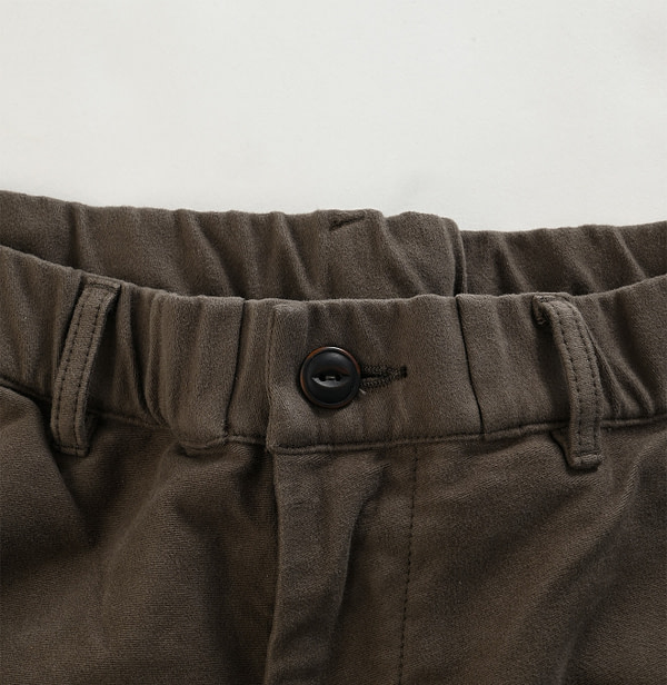 Moleskin Easy Slacks MEN Detail