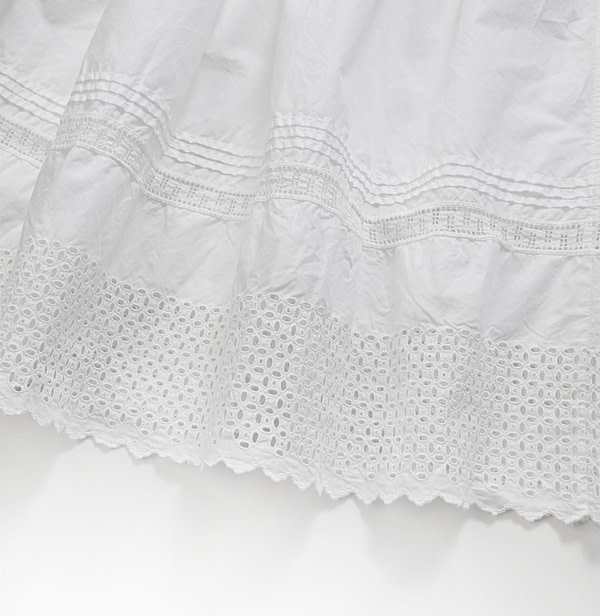 Supima Batiste Cutwork Petite Skirt Detail