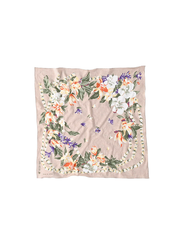 Tenjiku Cotton Aloha Flower Wreath off