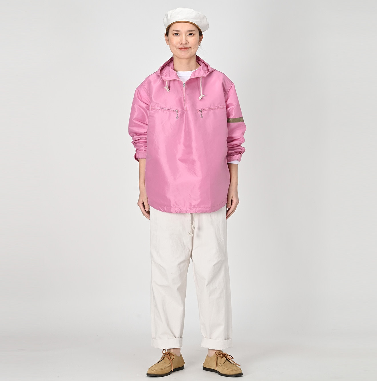 Atsu Nylon 908 Ocean Hood Blouson Female Model