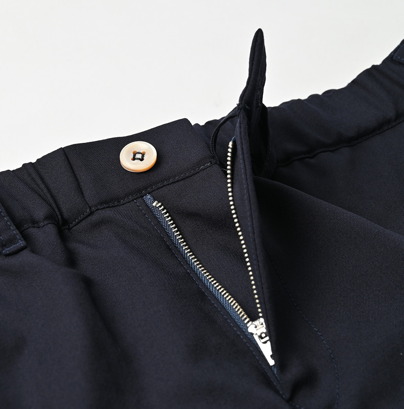 Combed Wool Easy Slacks WOMEN Detail