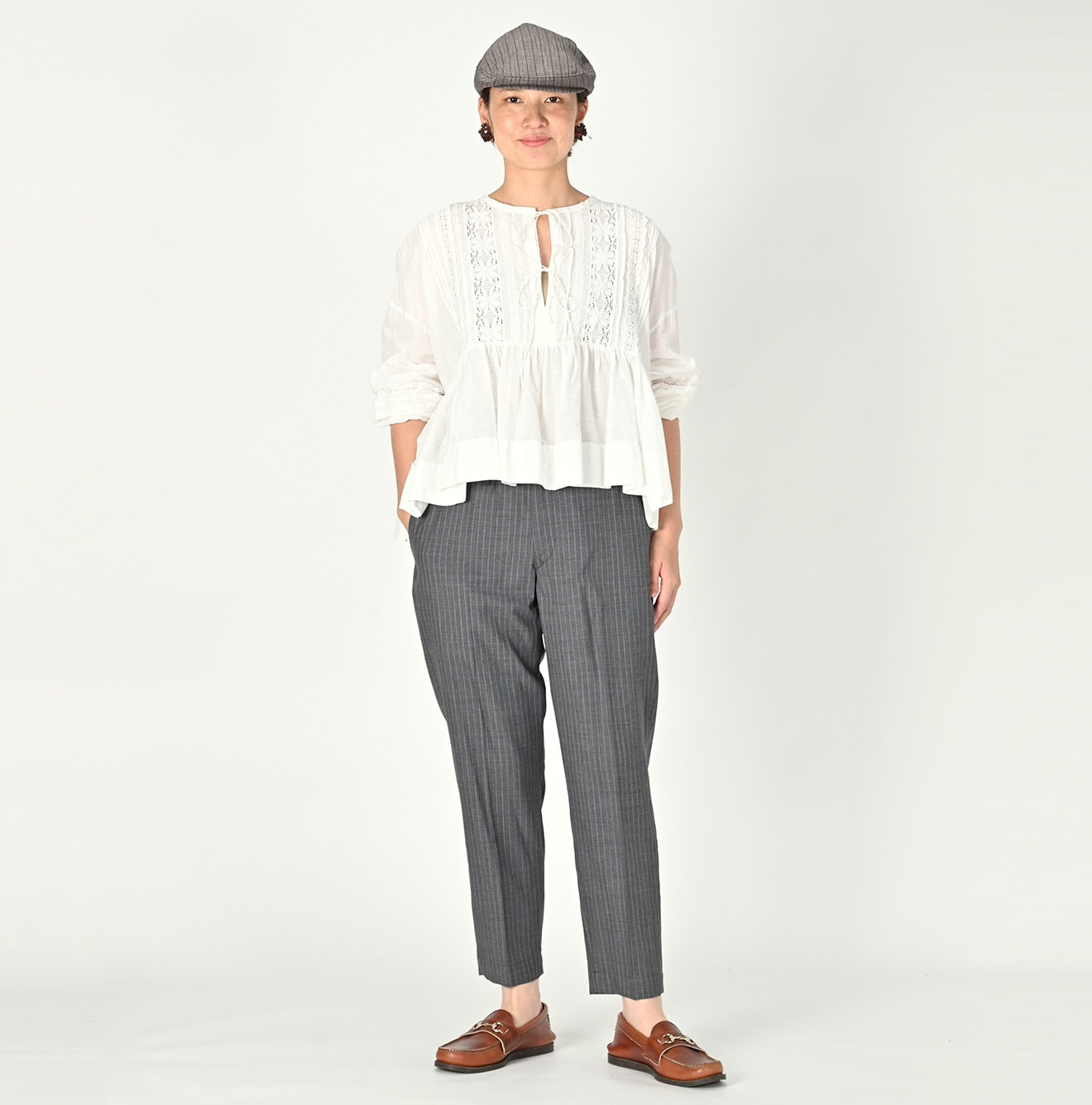 Combed Wool Easy Slacks WOMEN Female Model