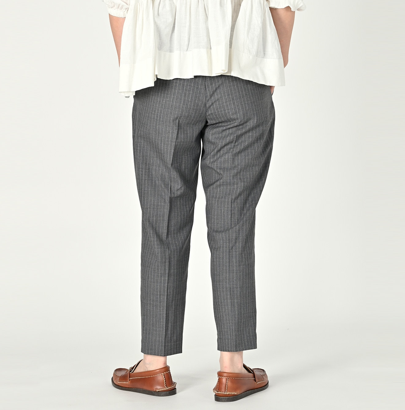 Combed Wool Easy Slacks WOMEN Female Model