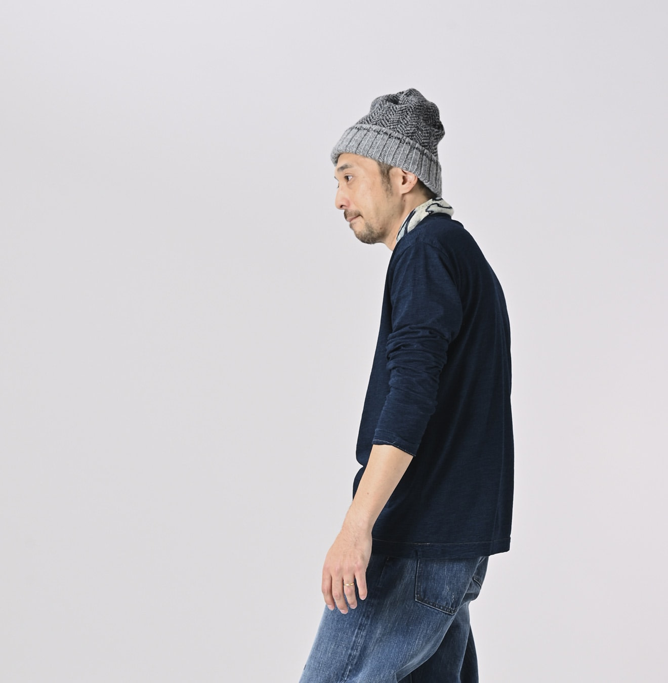 Indigo Long Sleeve 908 45 Star T-shirt Male Model