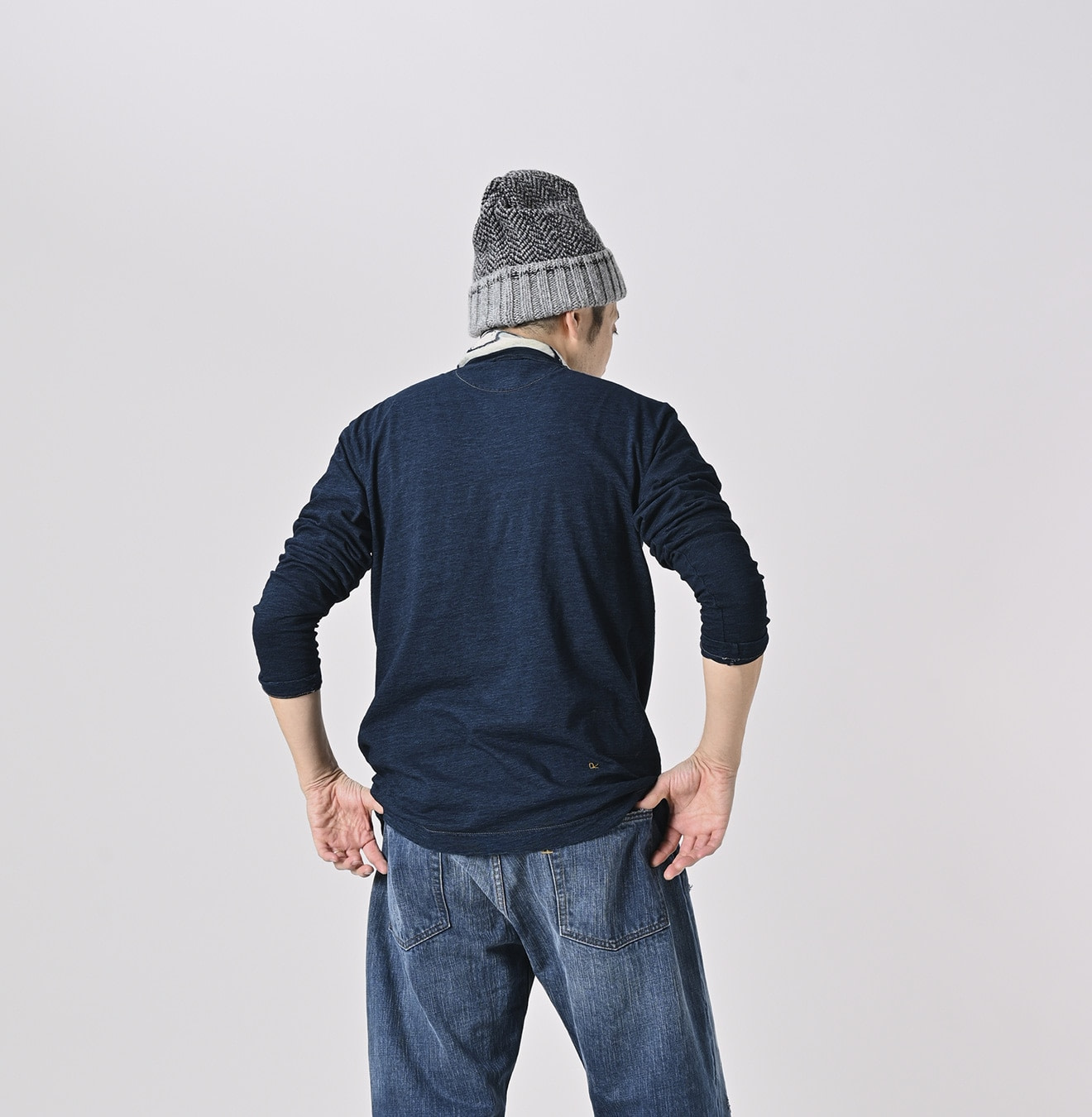 Indigo Long Sleeve 908 45 Star T-shirt Male Model