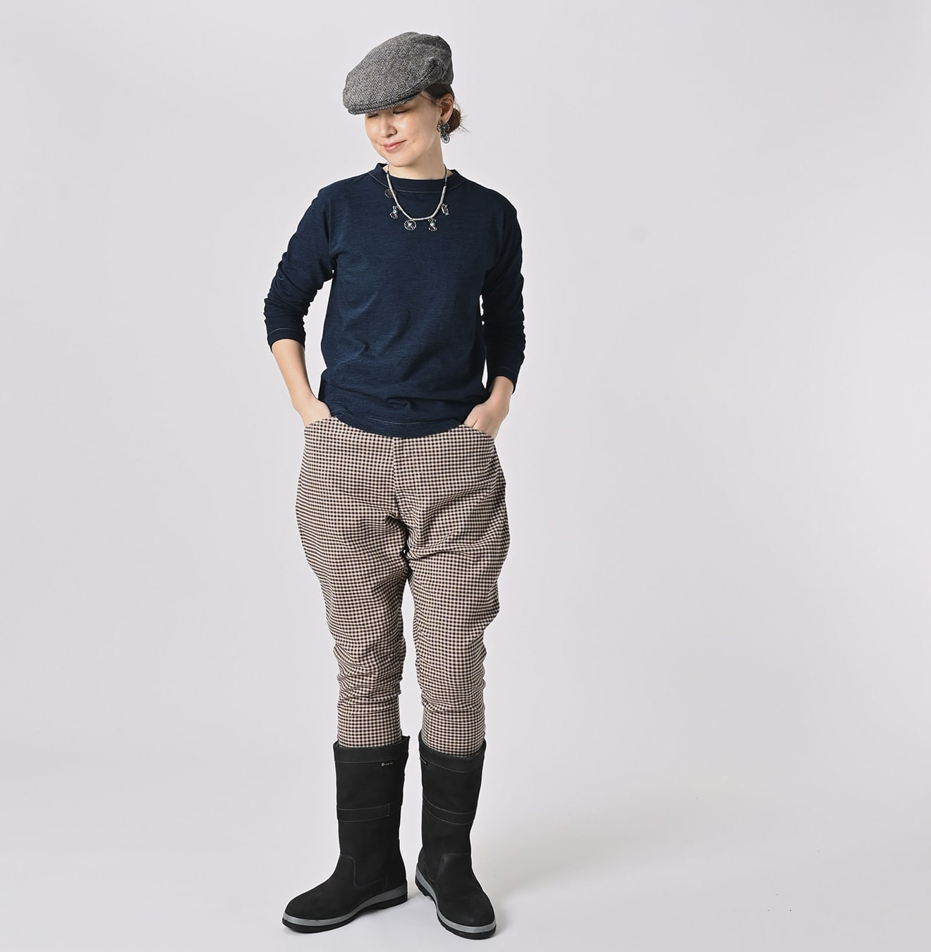 Indigo Long Sleeve 908 45 Star T-shirt Female Model