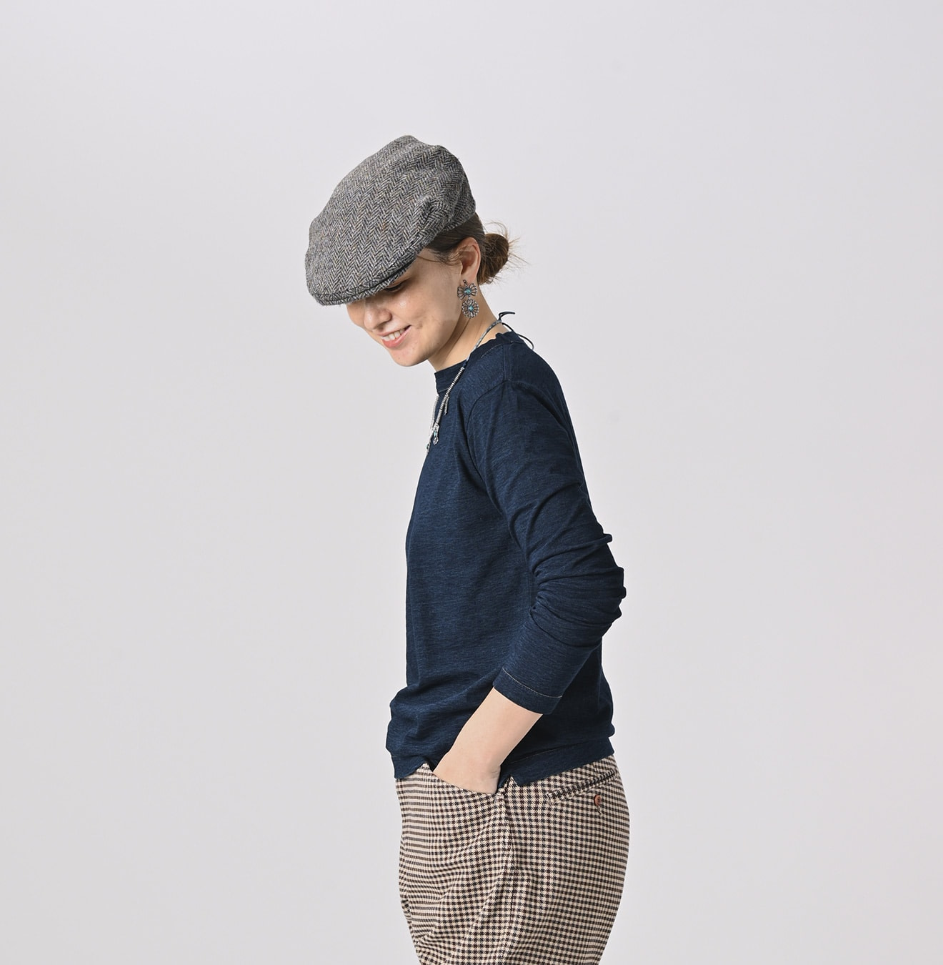 Indigo Long Sleeve 908 45 Star T-shirt Female Model