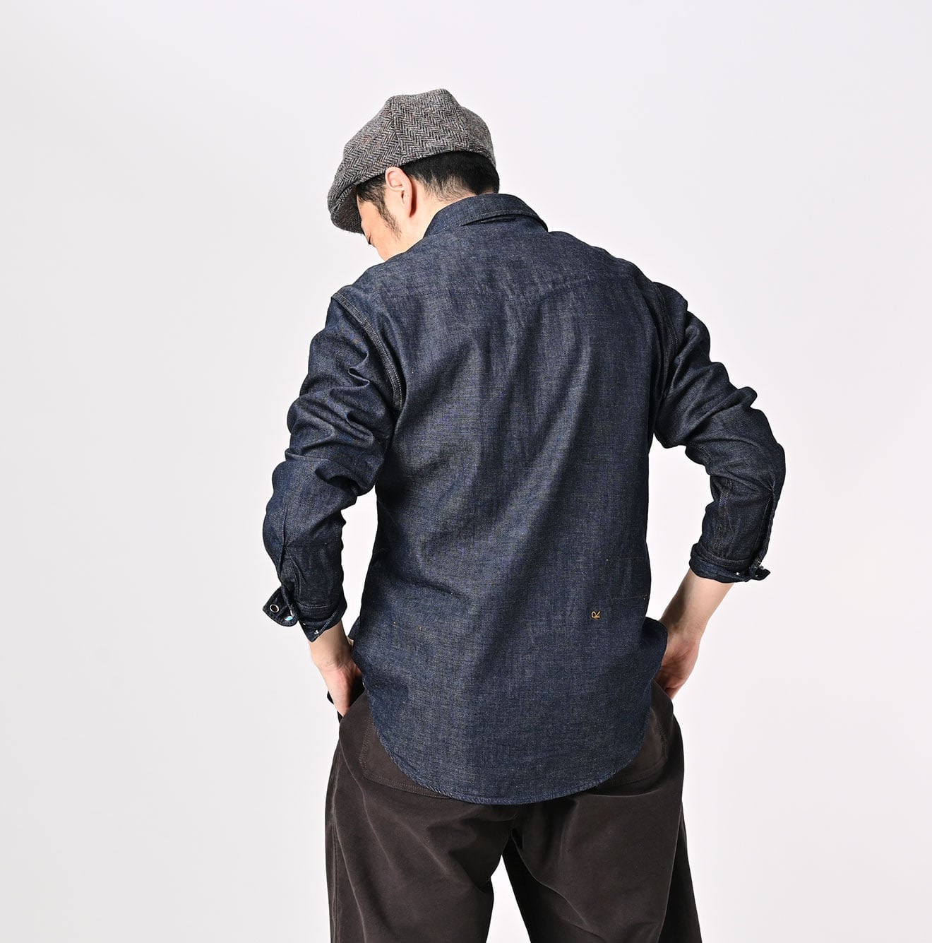 Indigo 45 Petite Denim 908 Eastern Shirt Nou Male Model