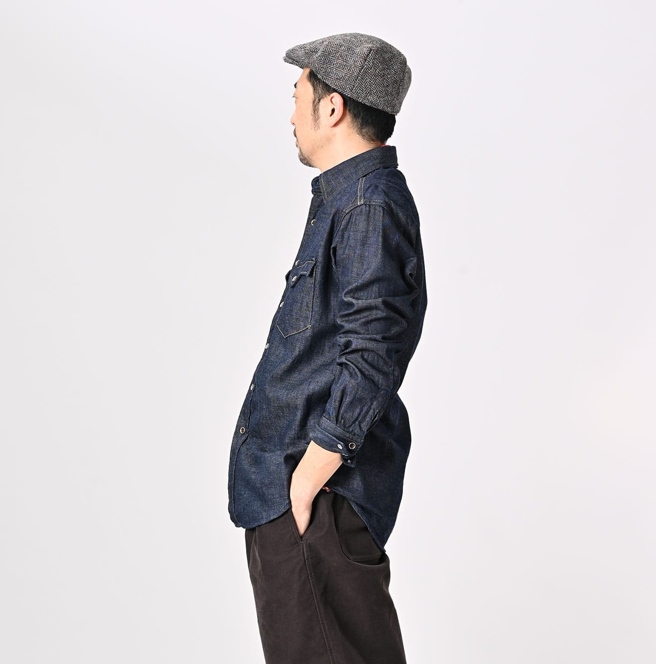 Indigo 45 Petite Denim 908 Eastern Shirt Nou Male Model