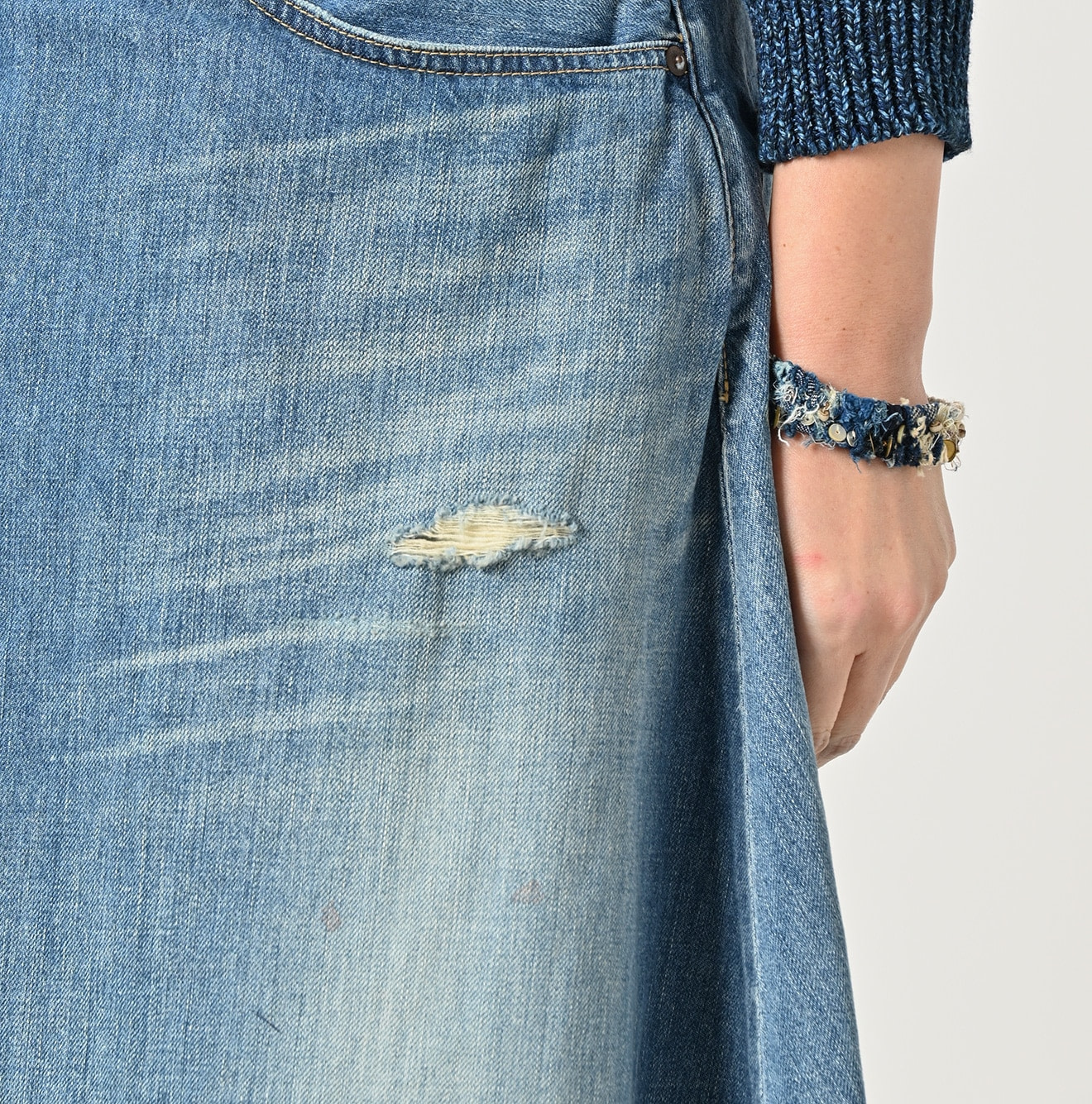 Rye Mugi Denim Crossover Skirt Sei Detail