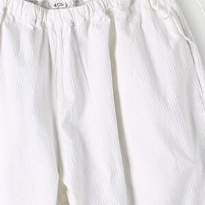 02 White