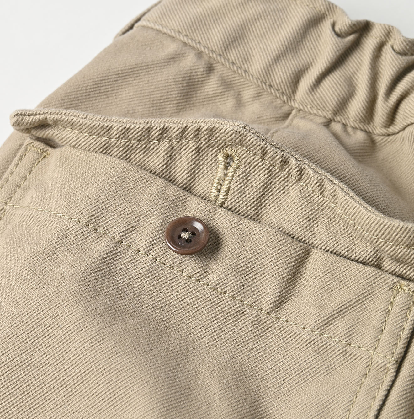 Tabi Cloth 908 Peg Top Pants Detail