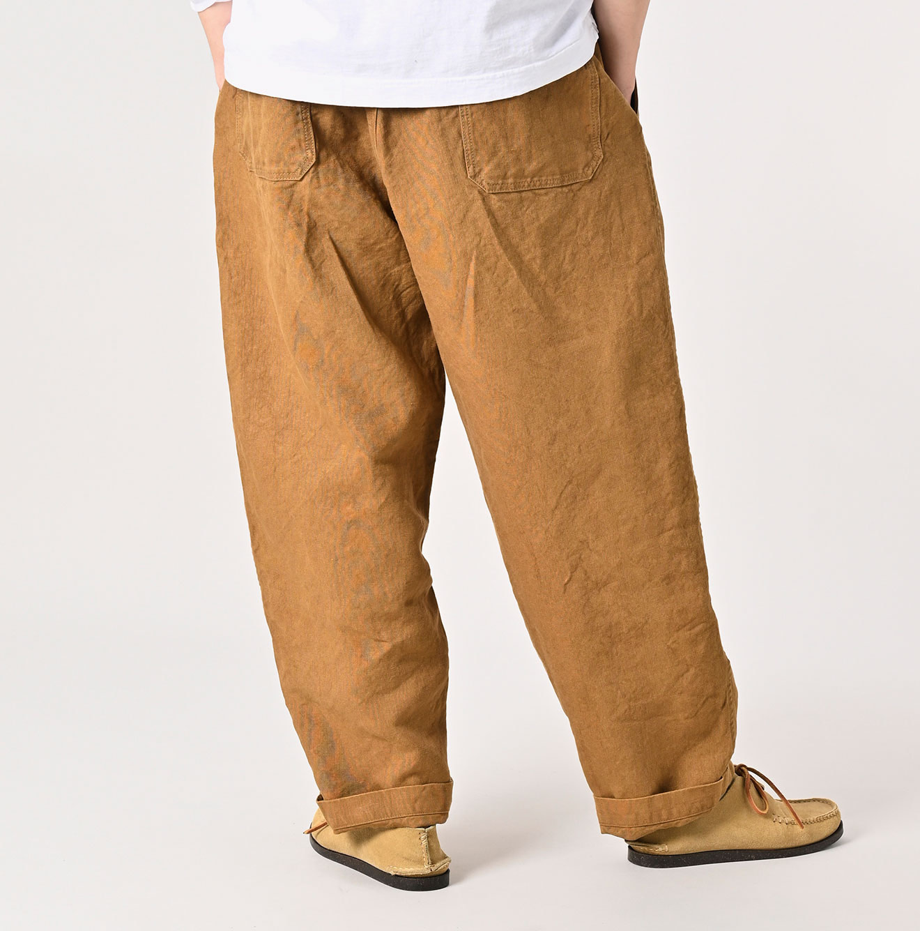 Linen Duck 908 Peg Top Pants Male Model