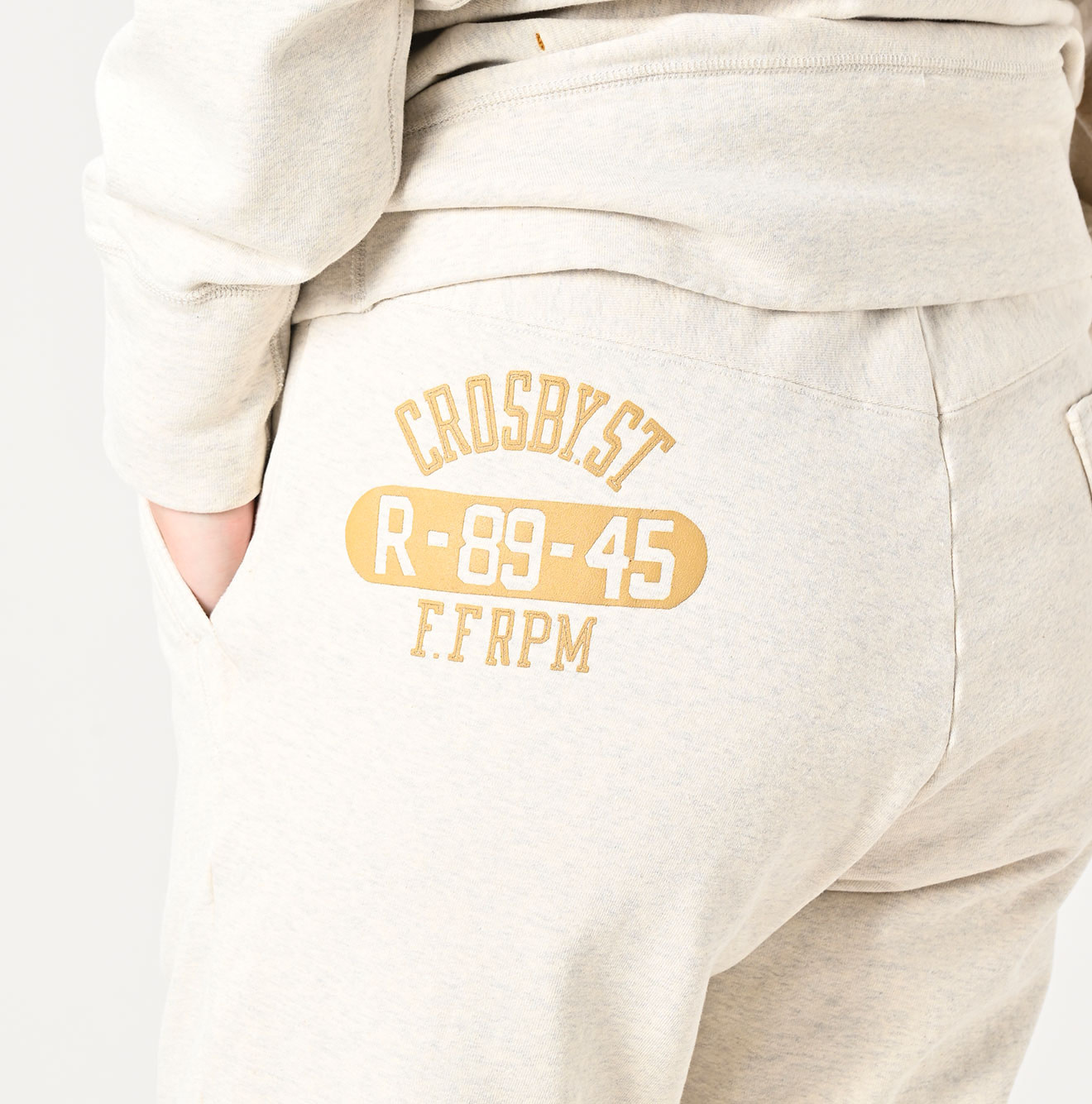 Bare Fleece 908 Pants Detail