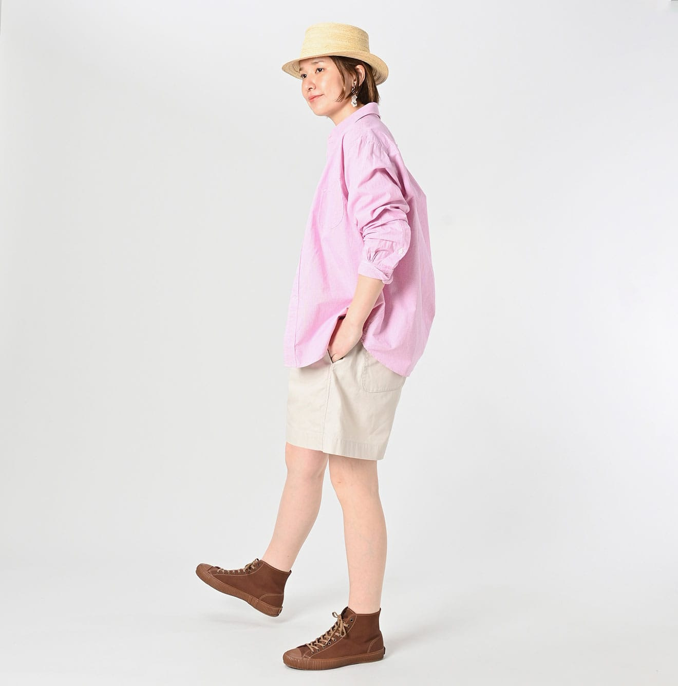 Compact Damp 908 Ocean Button Down Shirt Female Model