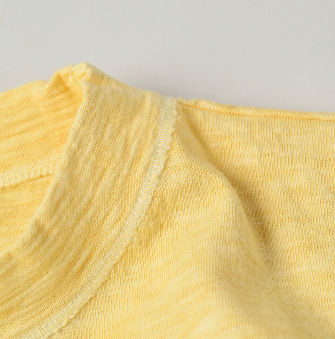 Plant Dyed Tenjiku 908 Ocean T-shirt Detail