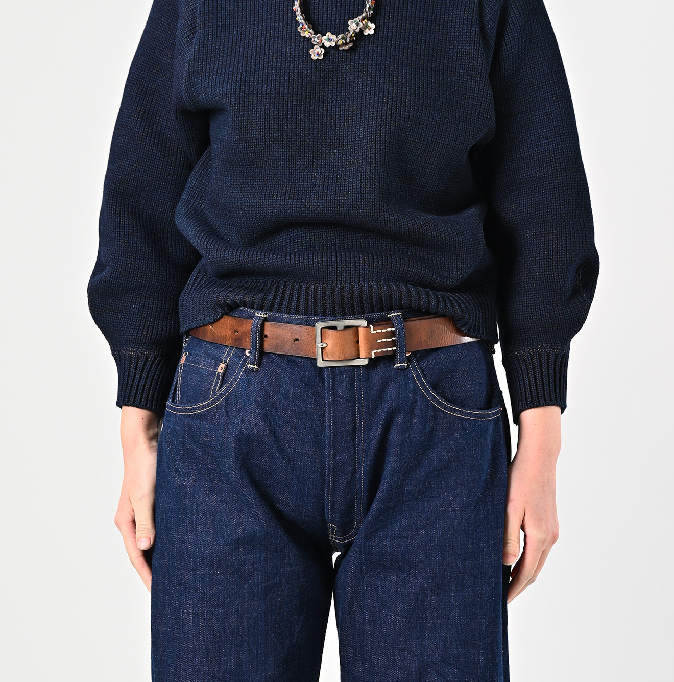 Vintage Leather Belt Female Model