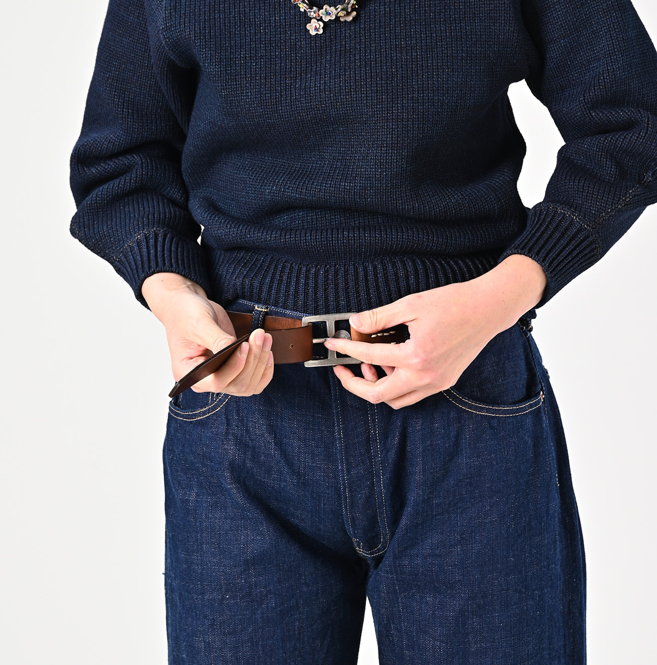 Vintage Leather Belt Female Model