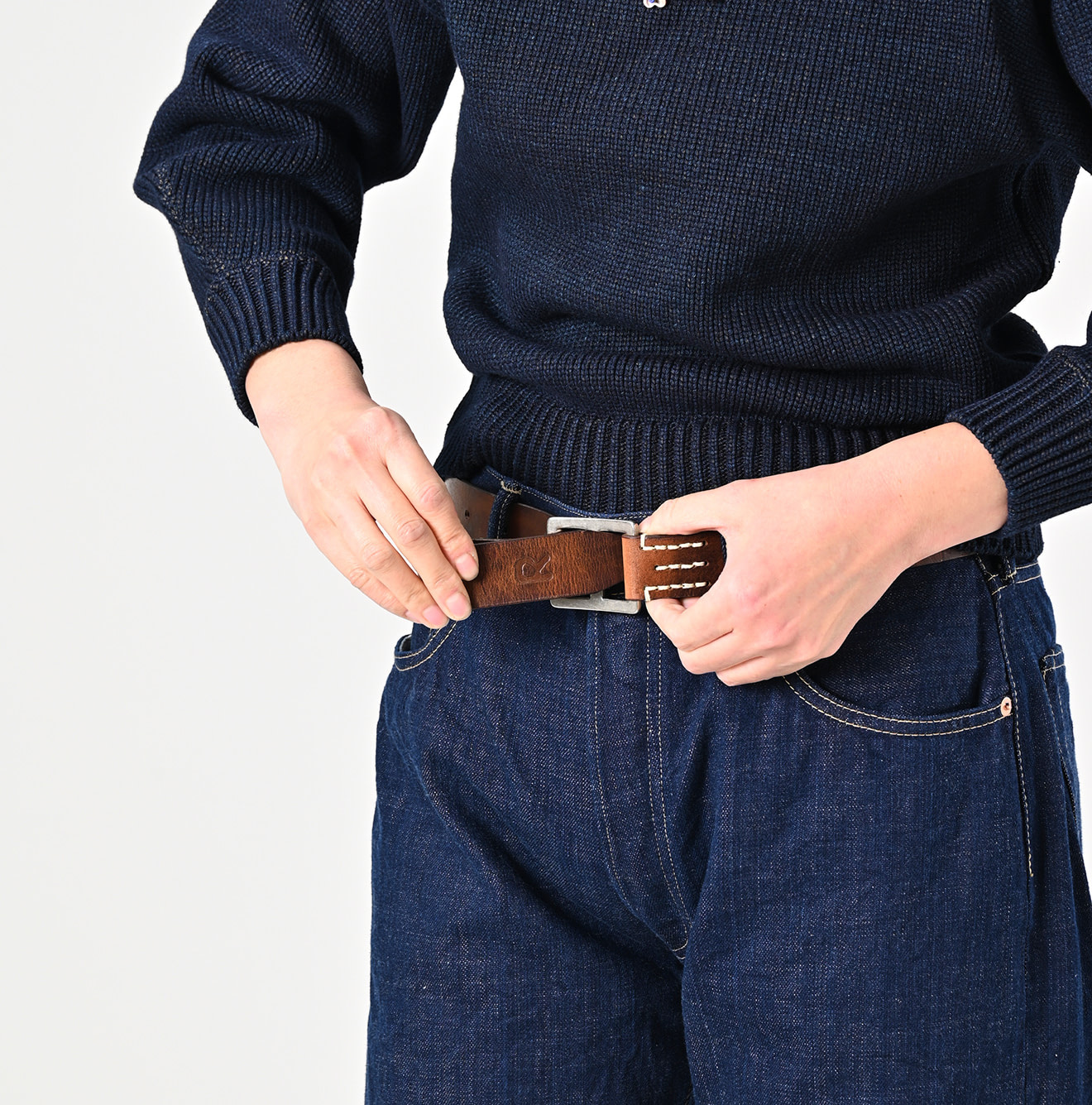 Vintage Leather Belt Female Model