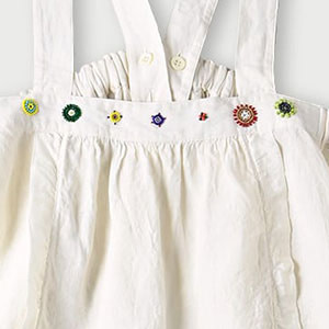 02 White