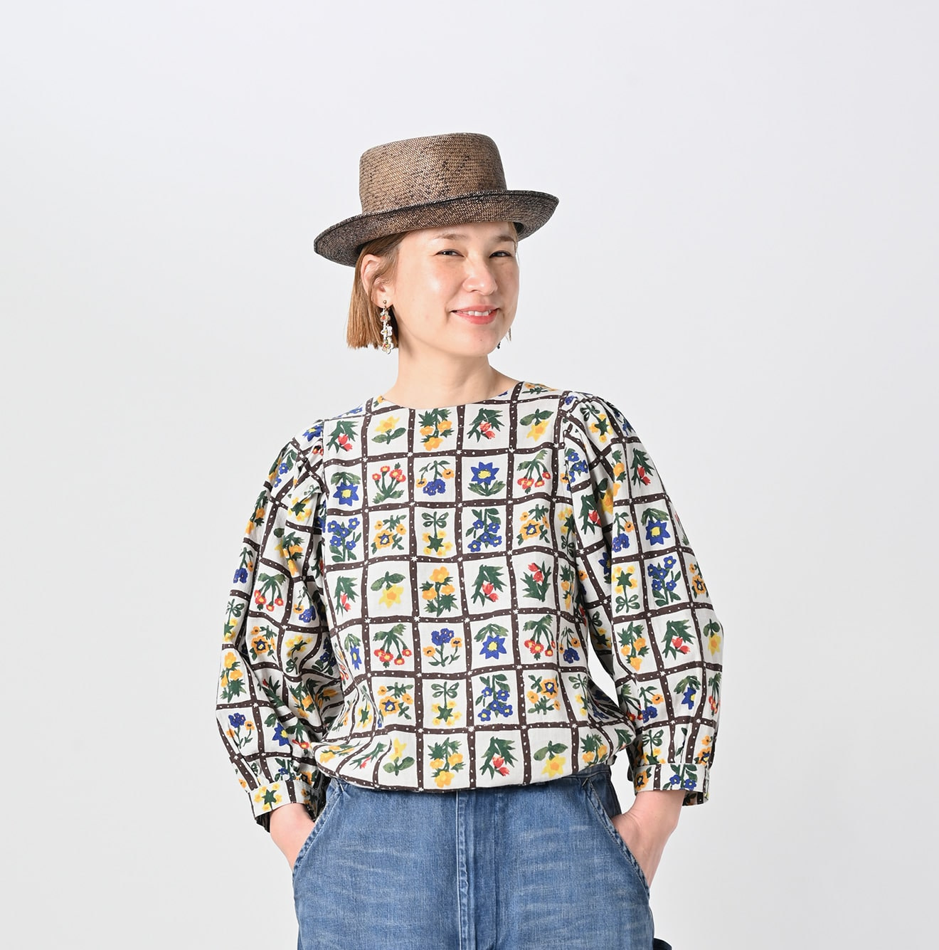 Khadi Fleur Chambre Print Puff Blouse Female Model