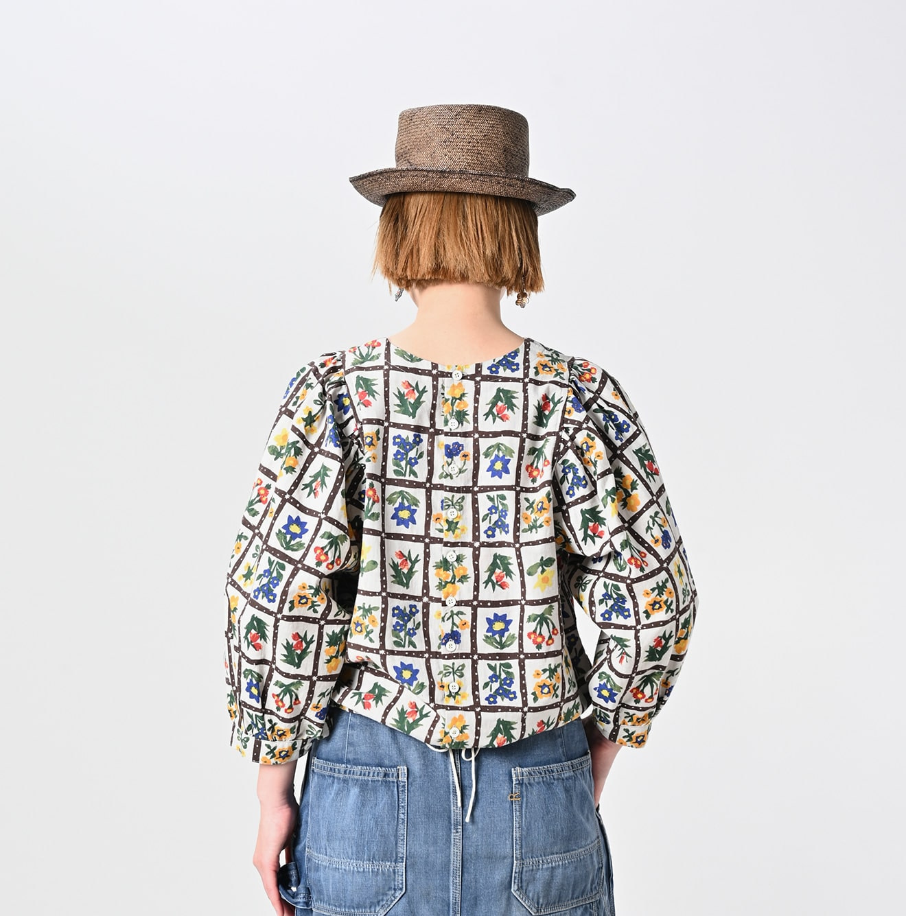 Khadi Fleur Chambre Print Puff Blouse Female Model