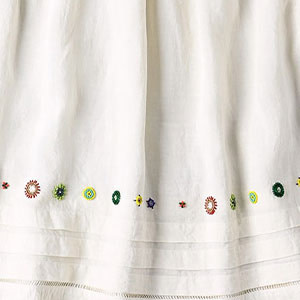 02 White