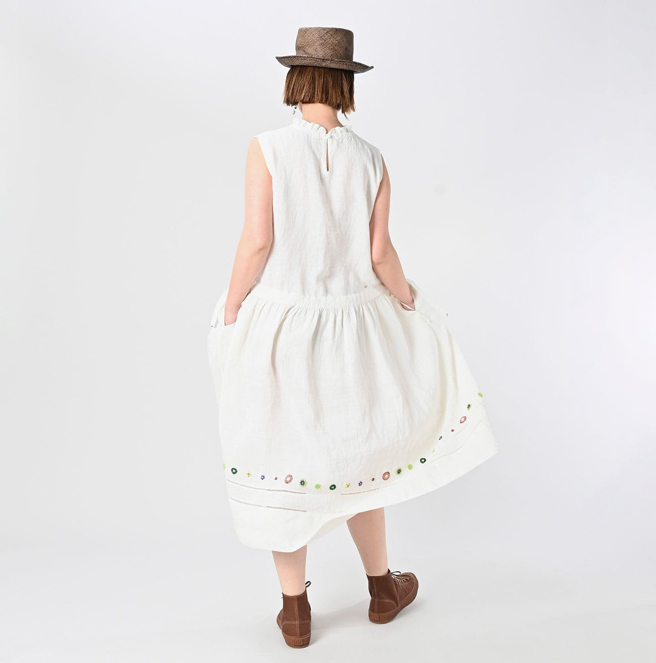 Indian Linen Beads Embroidery Dress Sumi Female Model