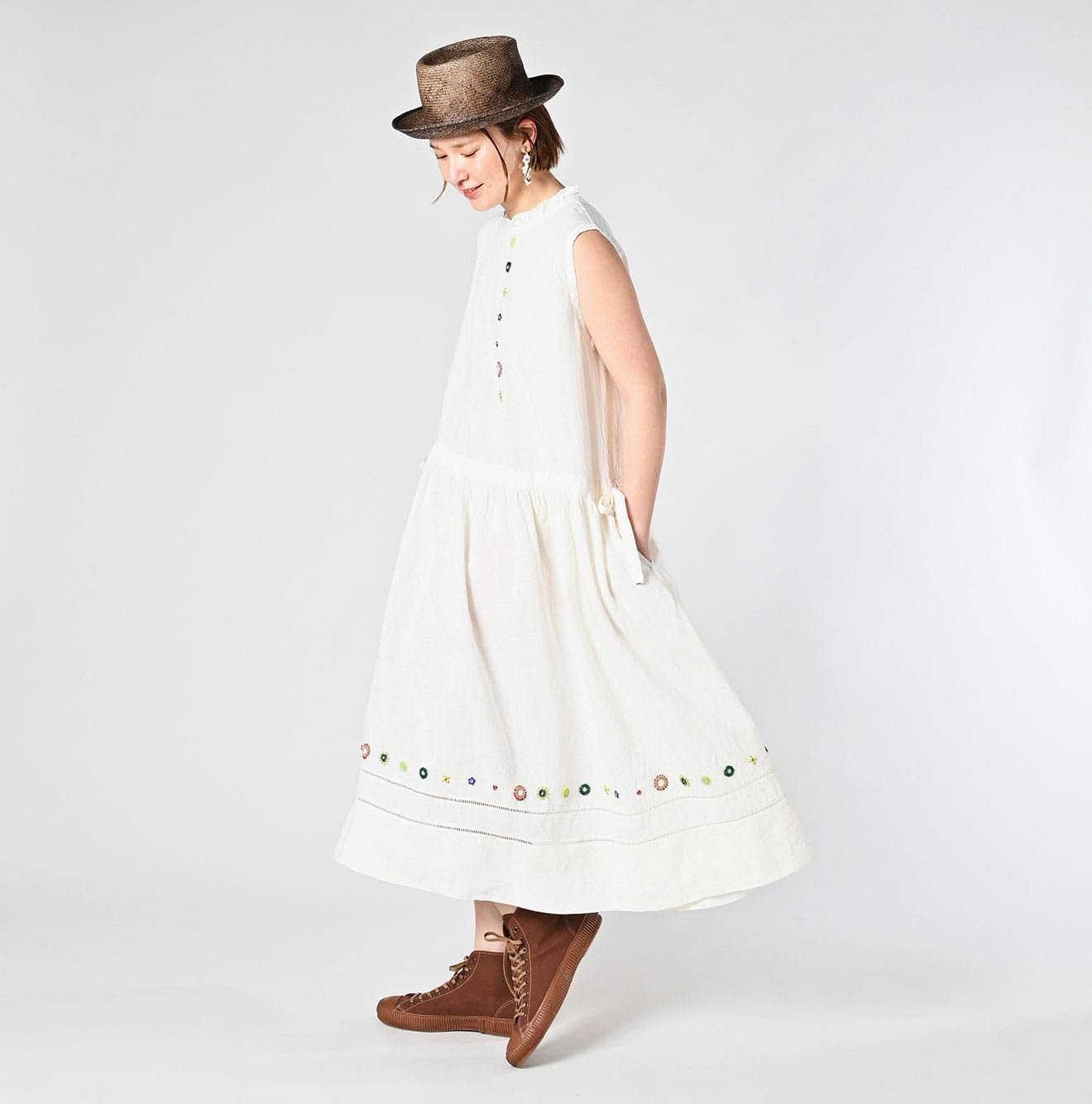 Indian Linen Beads Embroidery Dress Sumi Female Model