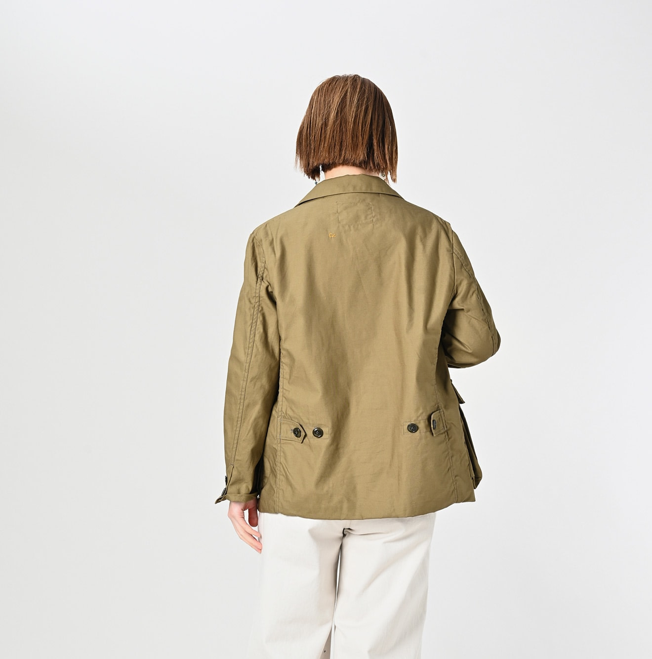 Thin Back Satin 908 Jacketer Female Model