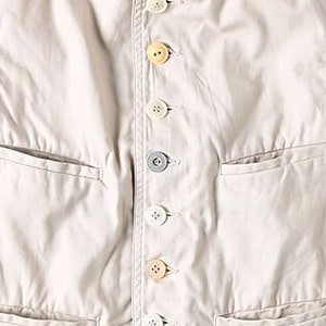 06 Antique White