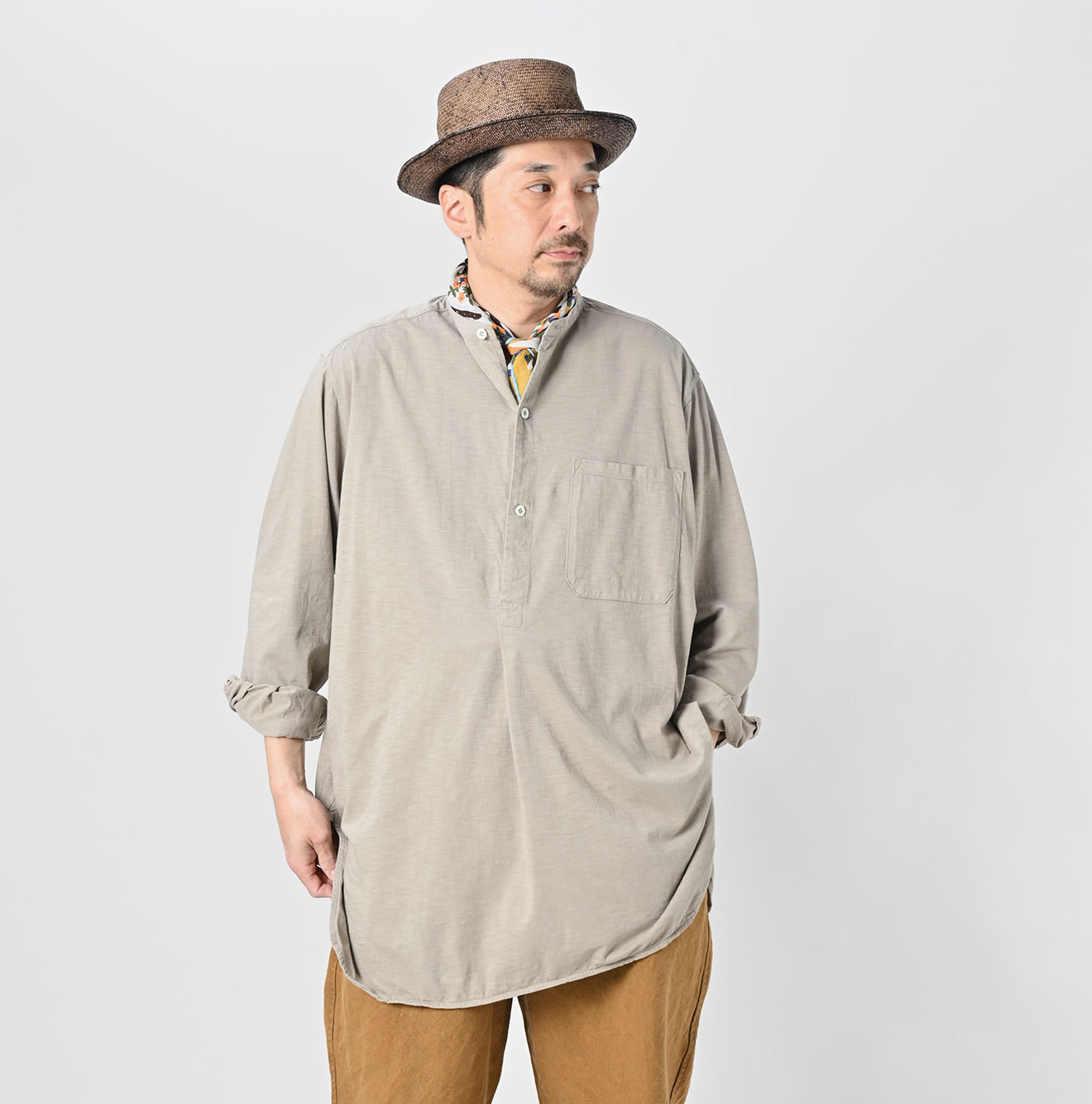 Supima Tenjiku 908 Grandpa Pull Shirt Male Model