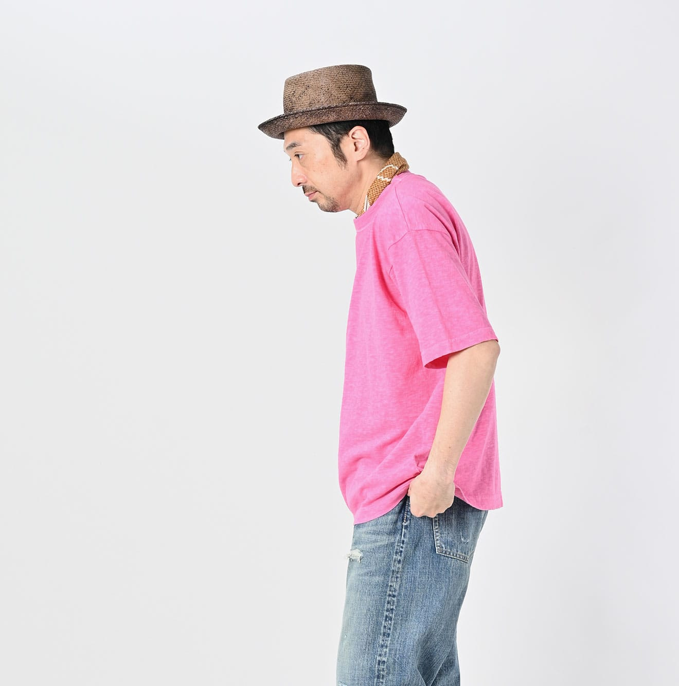 Sakura Dyed 908 Ocean T-shirt Male Model