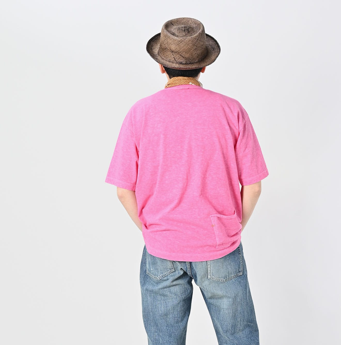 Sakura Dyed 908 Ocean T-shirt Male Model