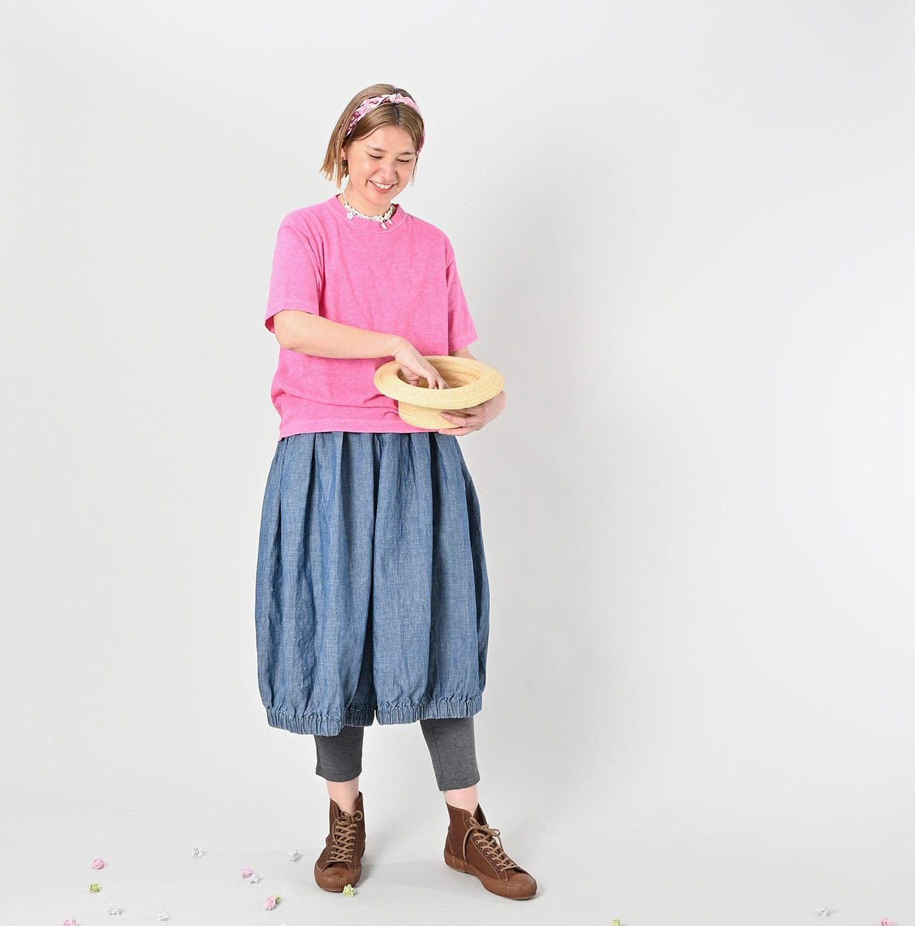 Sakura Dyed 908 Ocean T-shirt Female Model