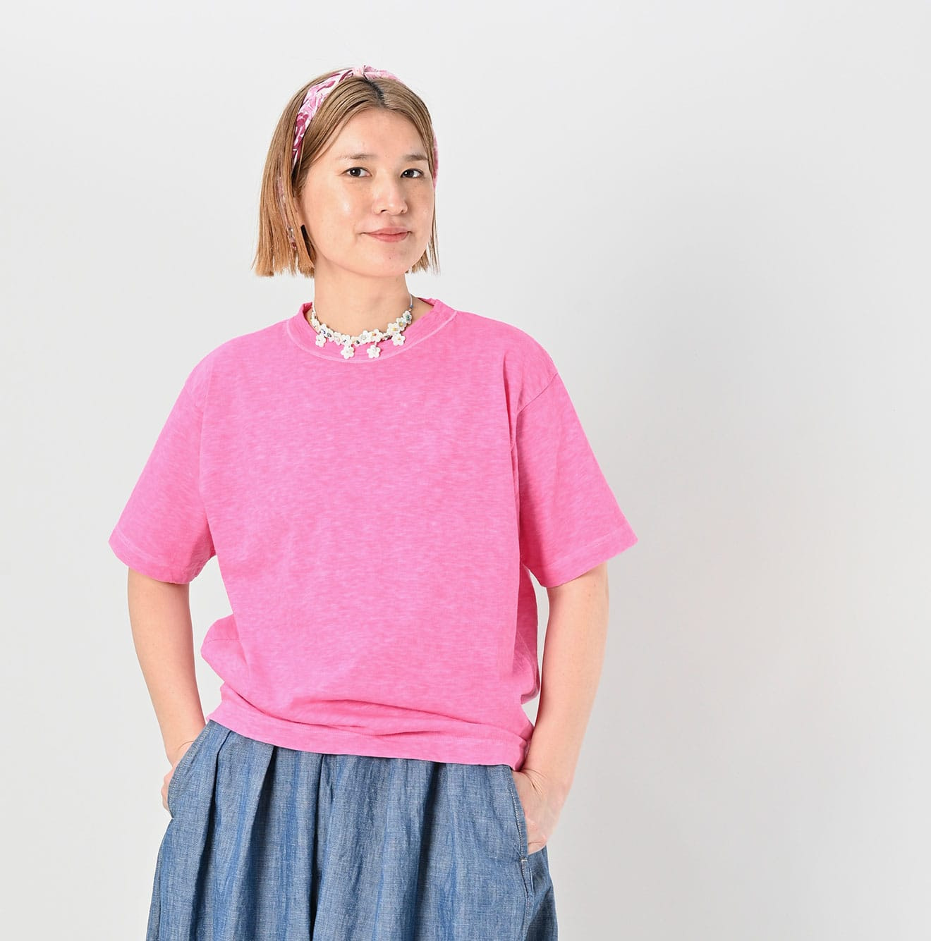 Sakura Dyed 908 Ocean T-shirt Female Model