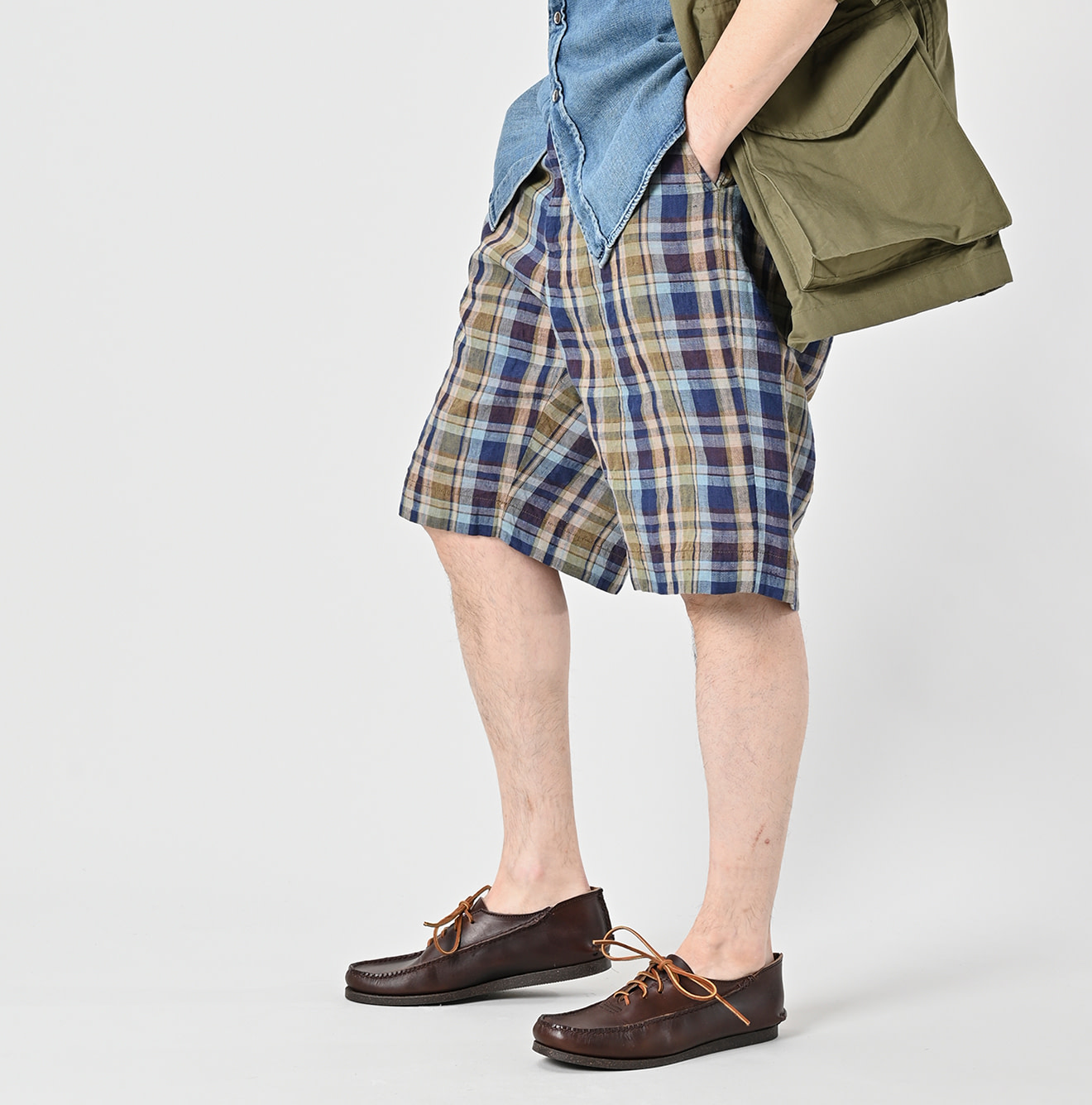 Indian Linen Madras Short Pants Male Model