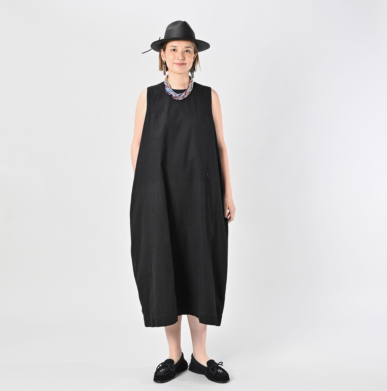 Indian Khadi OX Sleeveless Poyon Dress Female Model