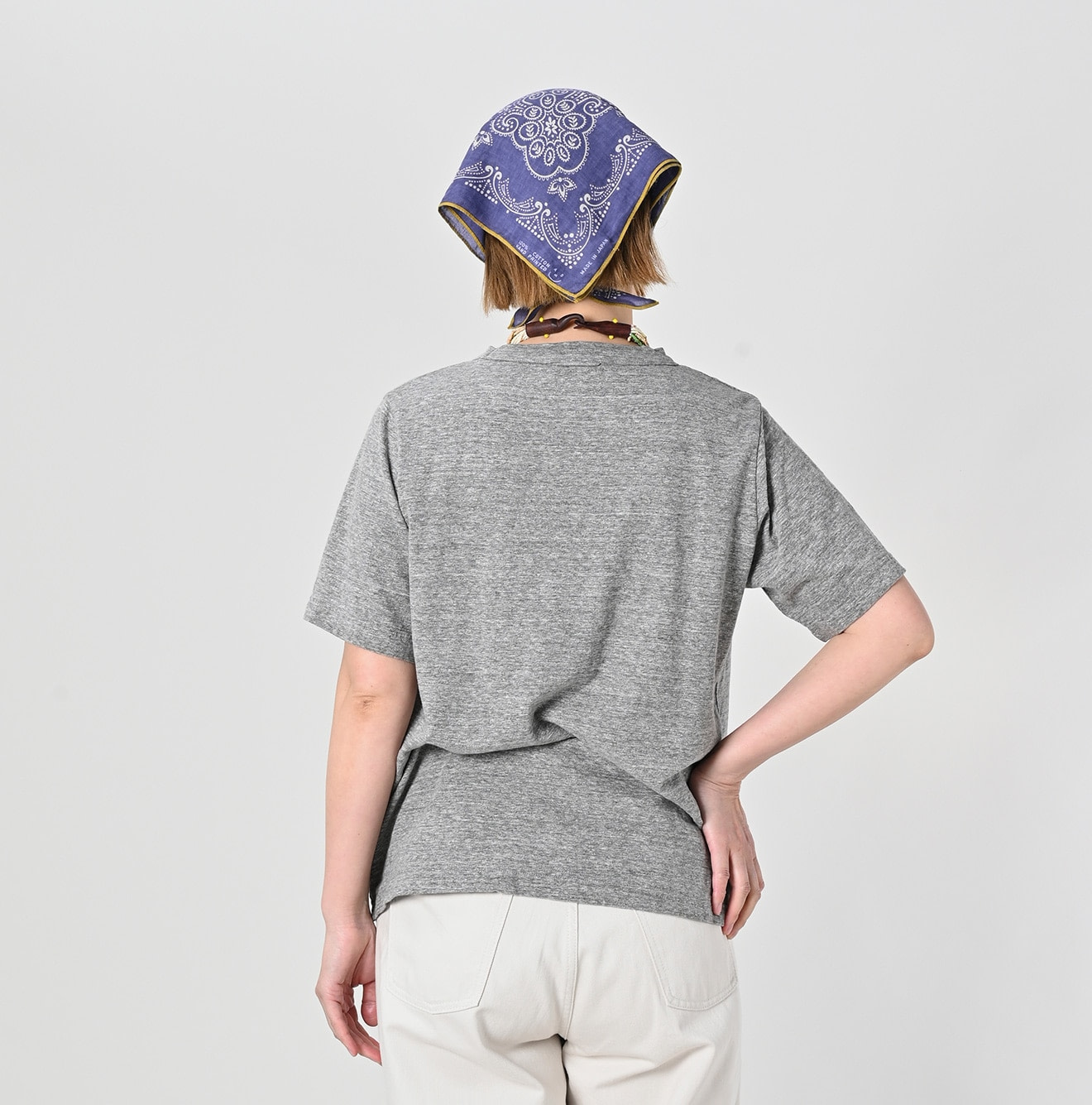Top Tenjiku 908 45 Star Logo T-shirt Female Model