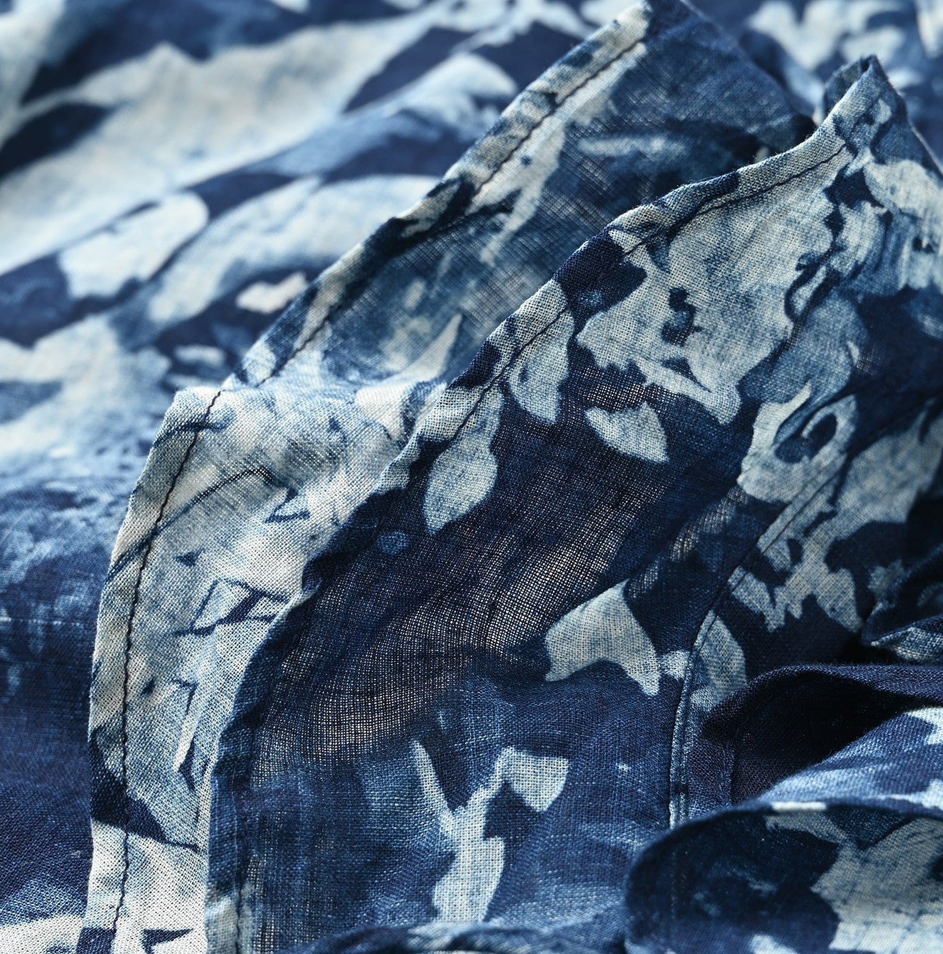 Indigo Irie Aloha Print M Camisole Detail