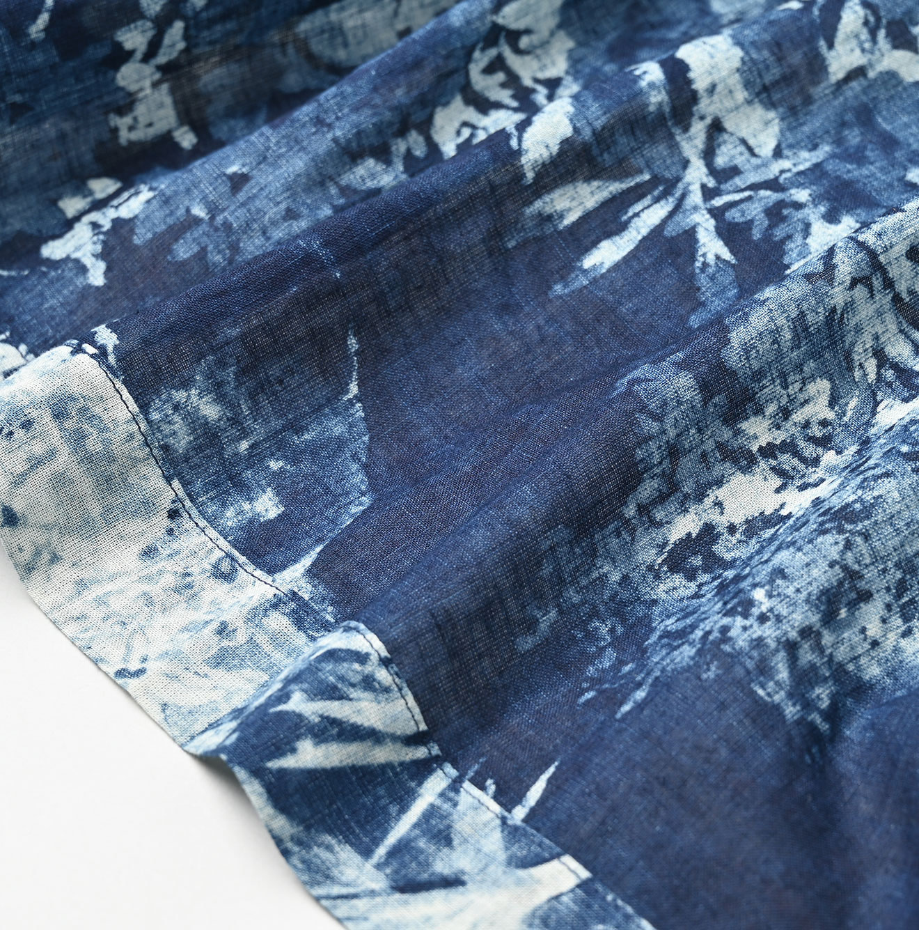 Indigo Irie Aloha Print M Camisole Detail