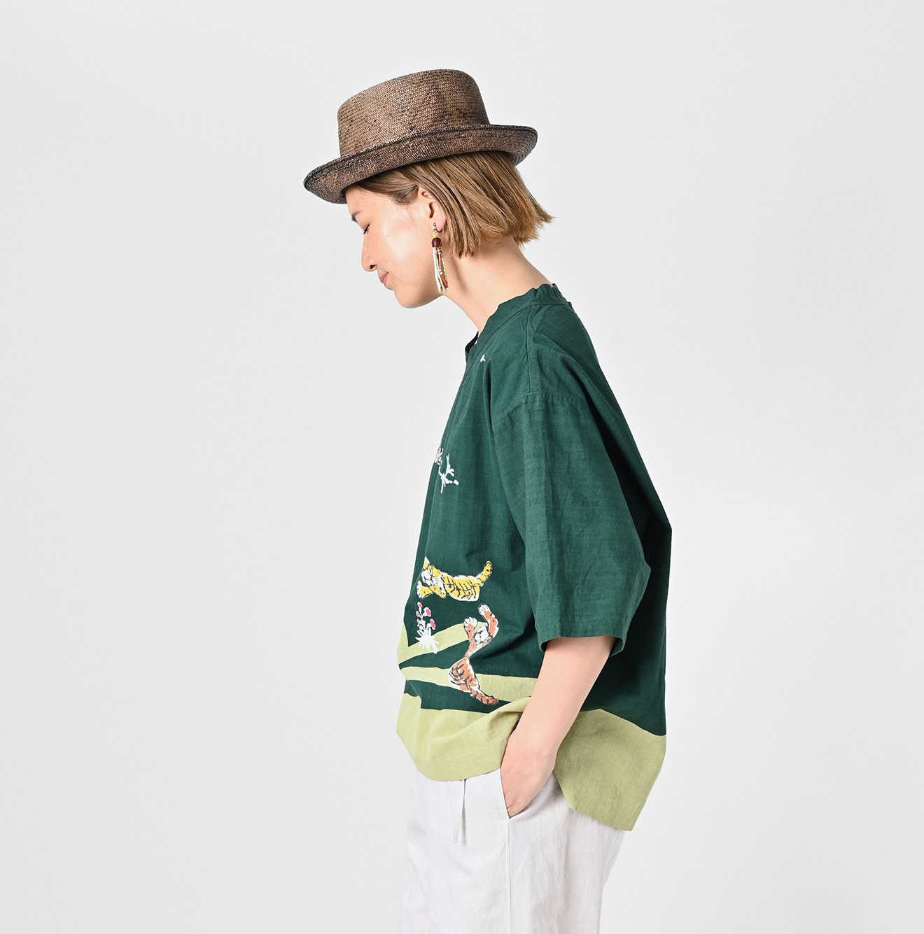 Indian Khadi OX Saijiki Blouse Female Model
