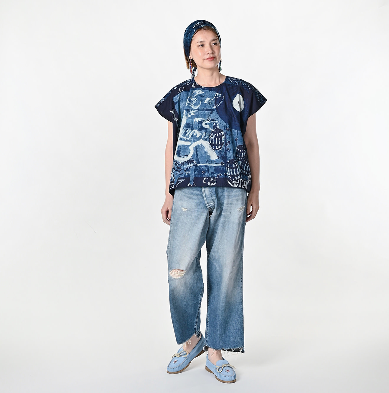 Indigo Picture Book Bandana M Camisole Female Model